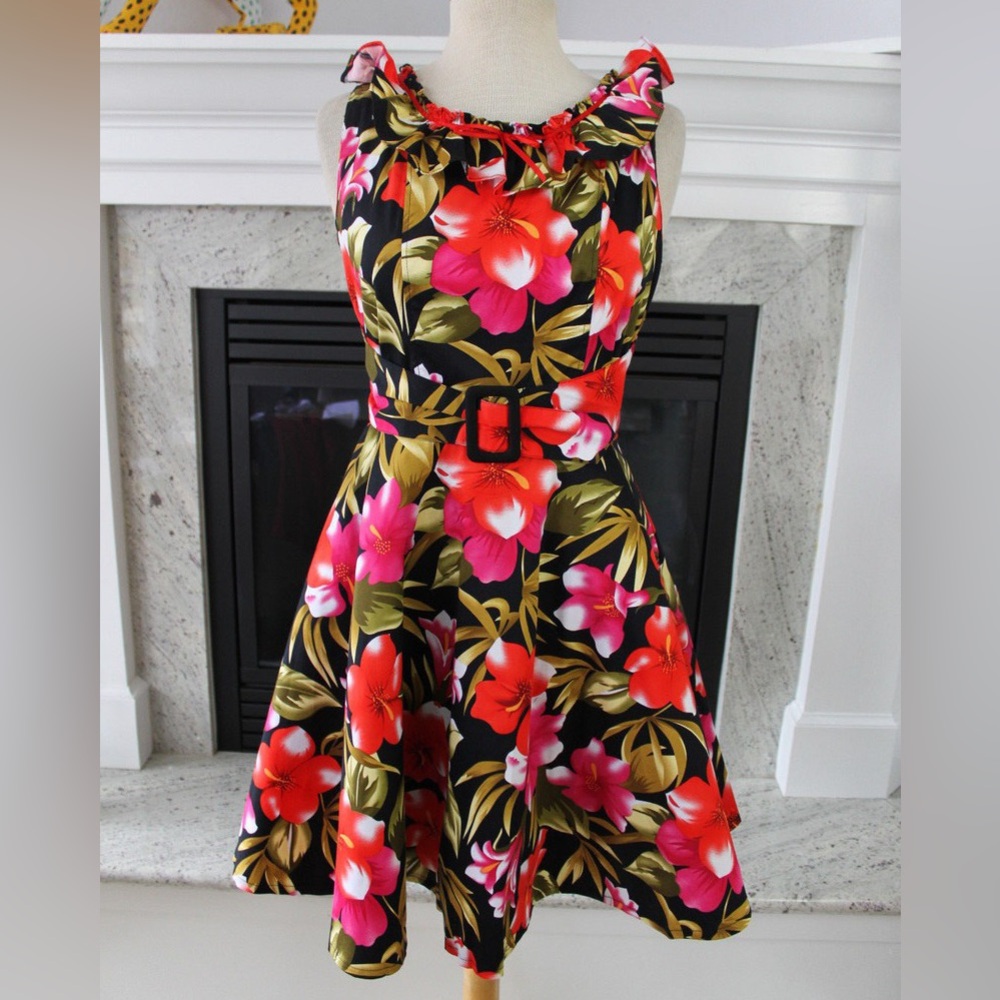 Voodoo Vixen Fiona Hibiscus Dress